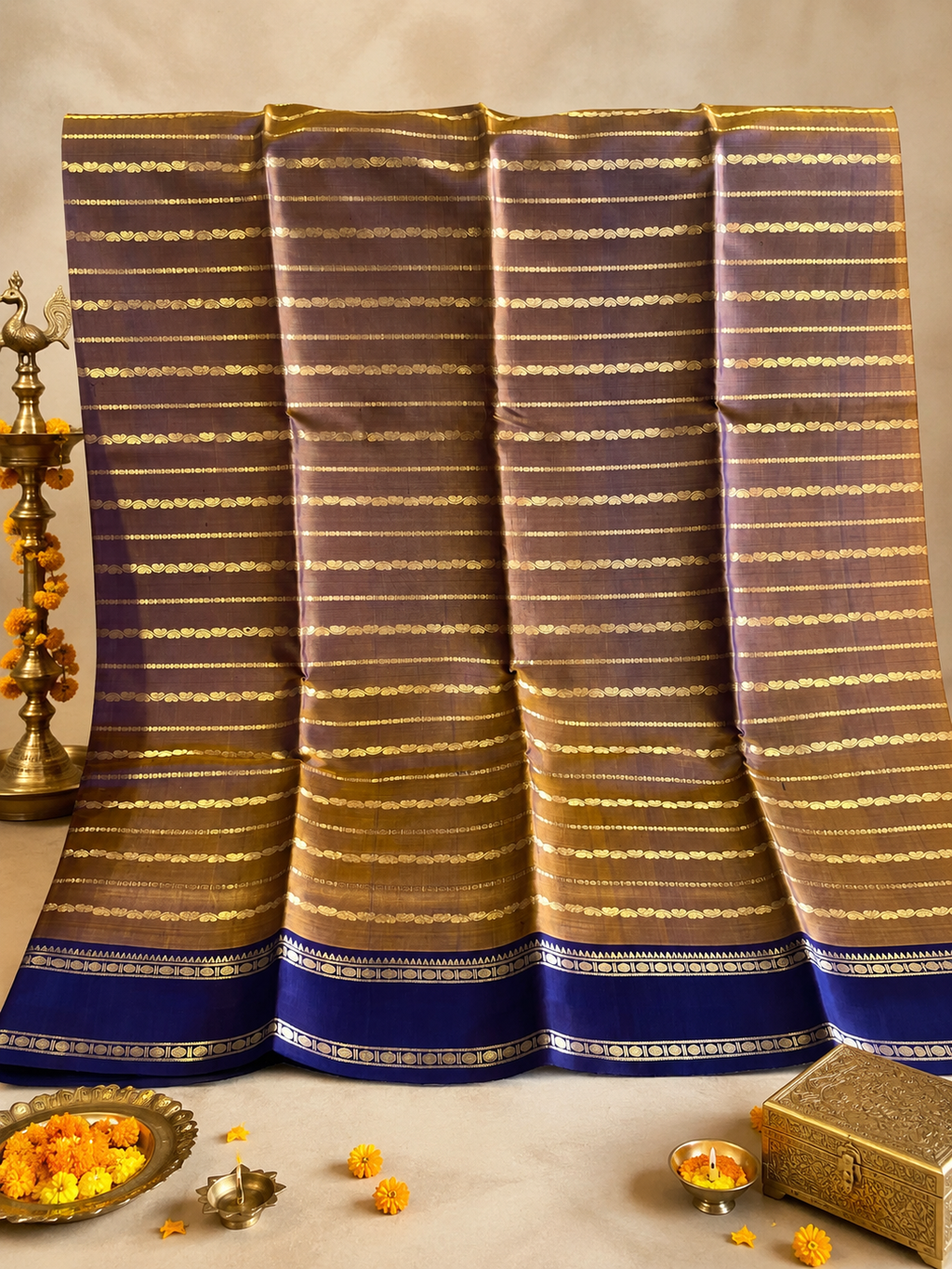 Kansya: Copper-Brown Veldhari Kanjeevaram, Gap Border