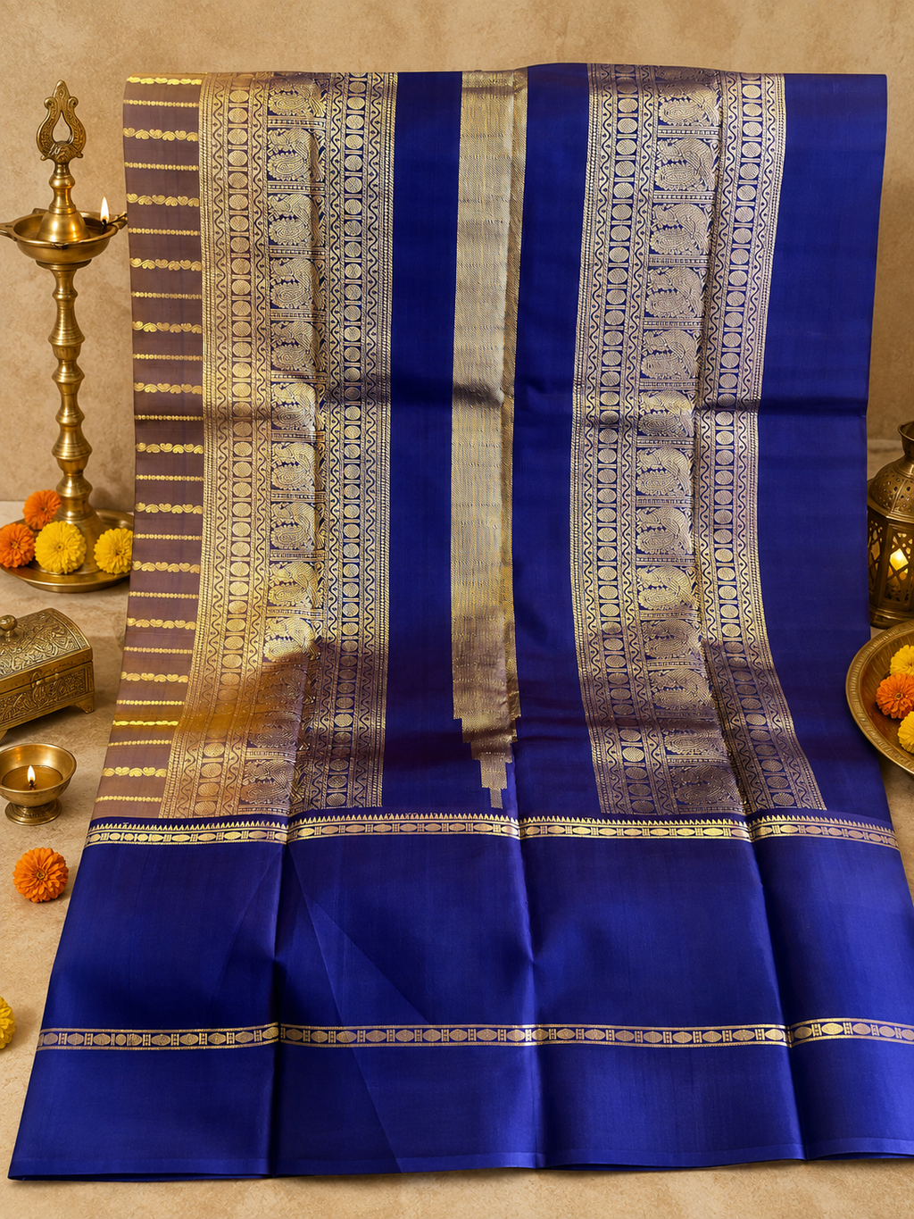 Kansya: Copper-Brown Veldhari Kanjeevaram, Gap Border