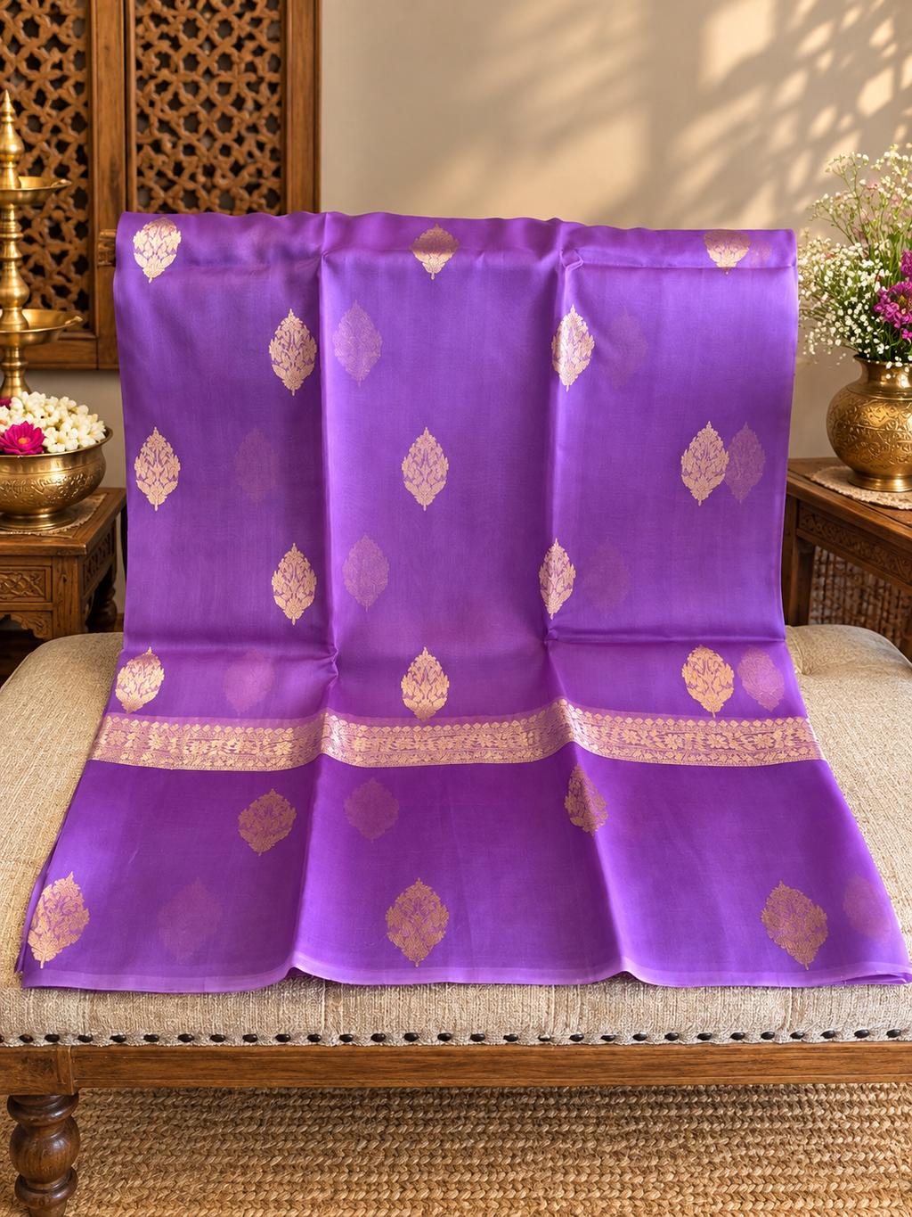 Kasni: Lilac Organza Banarasi