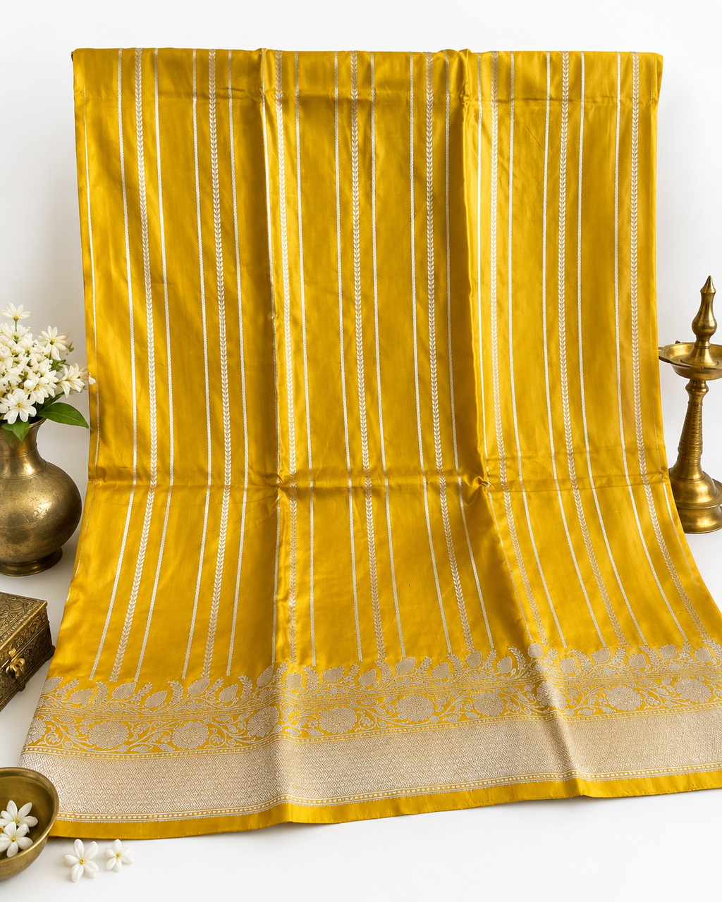 Basanti: Lightweight Kadhuwa Benarasi