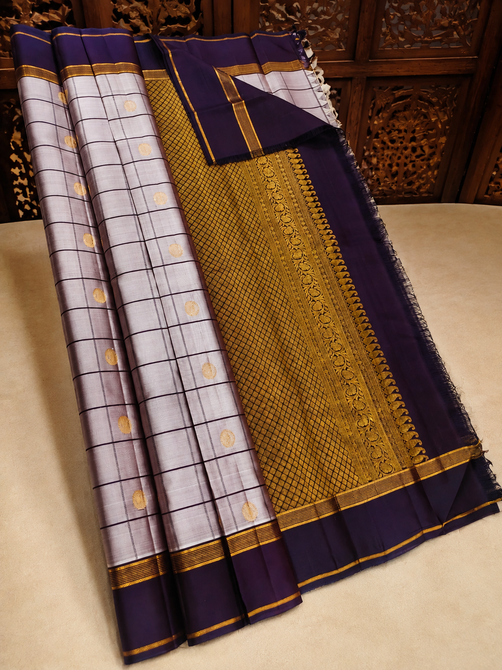 Sandhya: Kattam Pure Silk Kanjeevaram