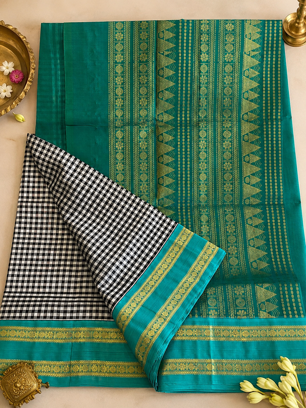 Chitra: Kattam Silk Cotton Kanjeevaram
