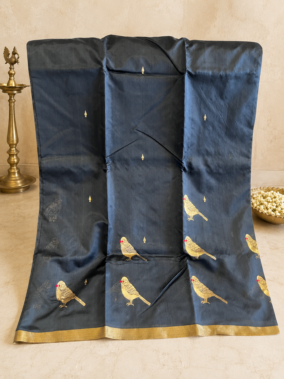 Rajeshwari: Pure Silk Black Chanderi