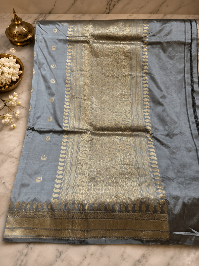 Chandralekha: Chand Tare Pure Katan Kadhuwa Banarasi