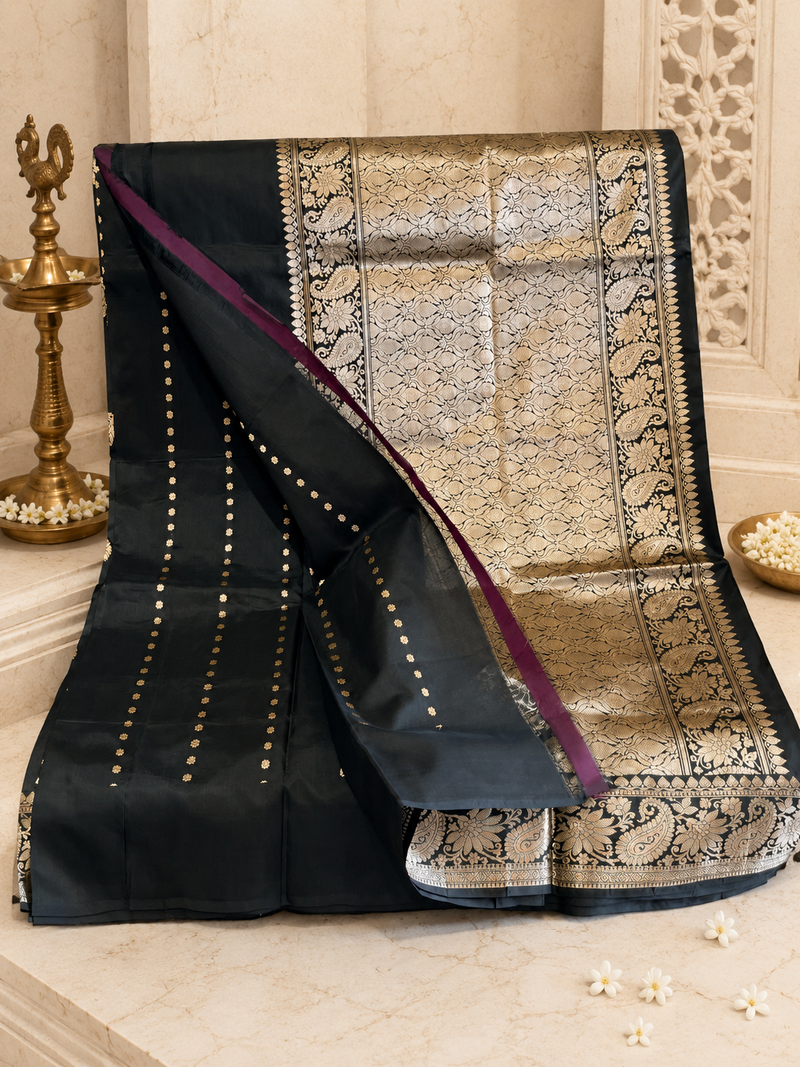 Damini: Pure Silk Kadhuwa Banarasi