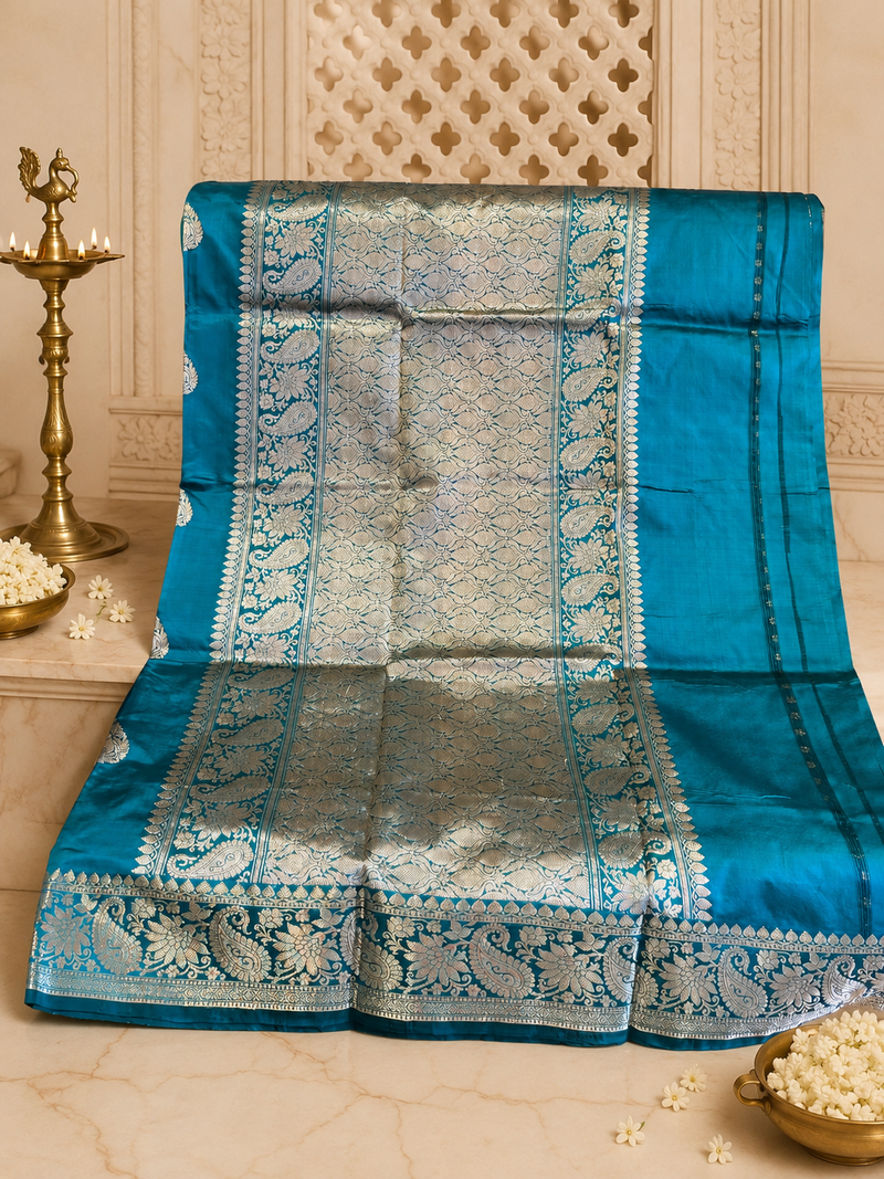 Supriya: Pure Silk Kadhuwa Banarasi