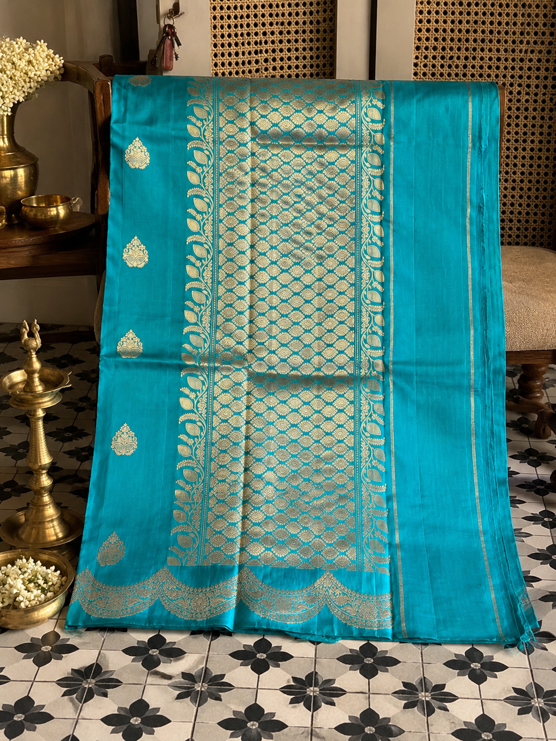 Reemli: Lightweight Kadhuwa Benarasi