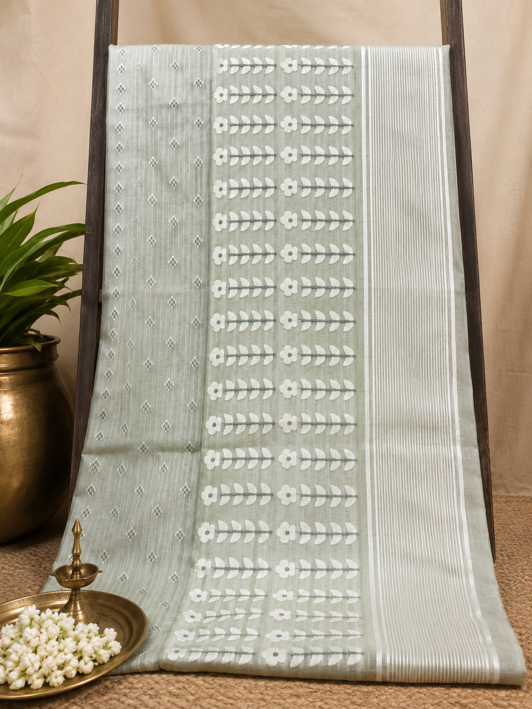 Shefali: Pistachio Green Handwoven Jamdani