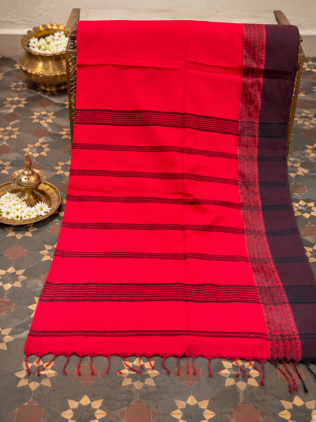 Raktima: 100 count Phulia Cotton