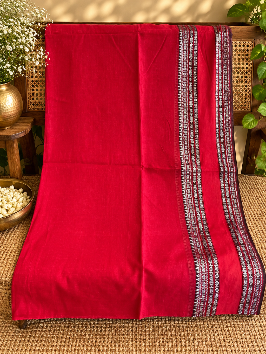 Rakti: 100 count Phulia Cotton