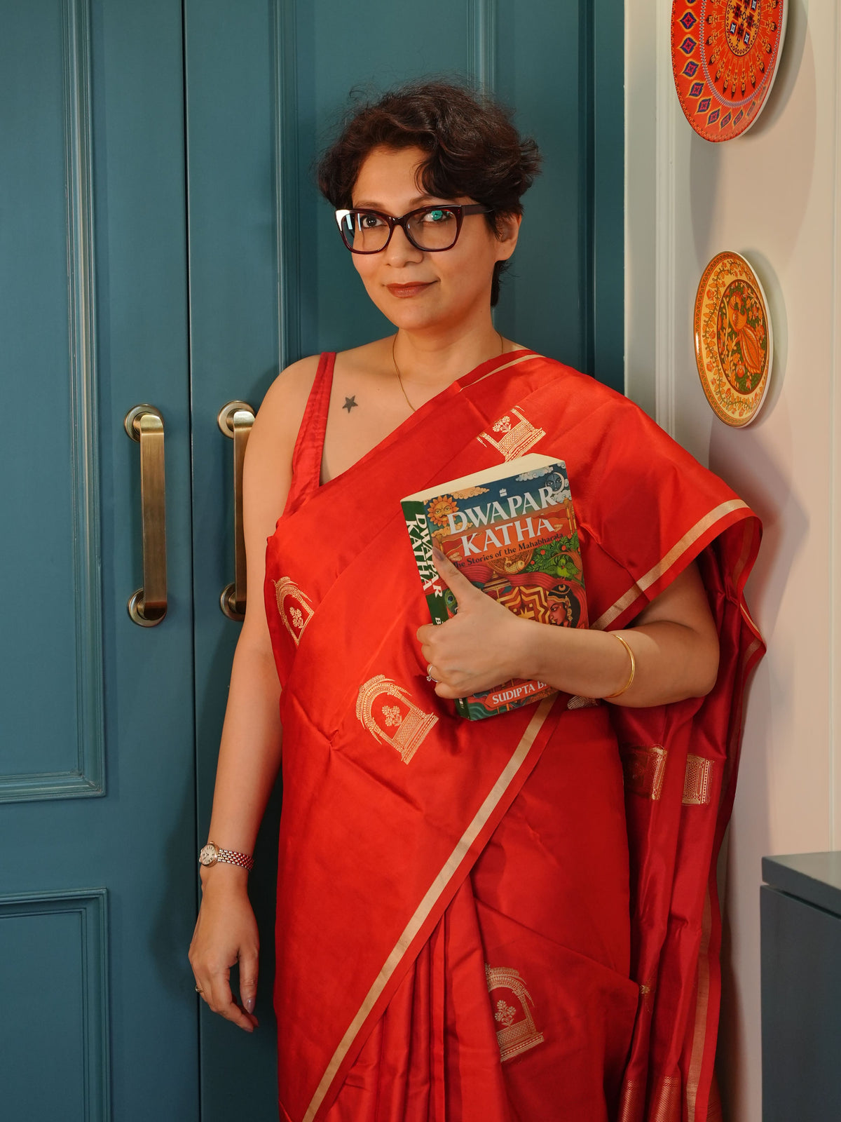 Jasmine: Love Red Palki Buti Kadhua Banarasi