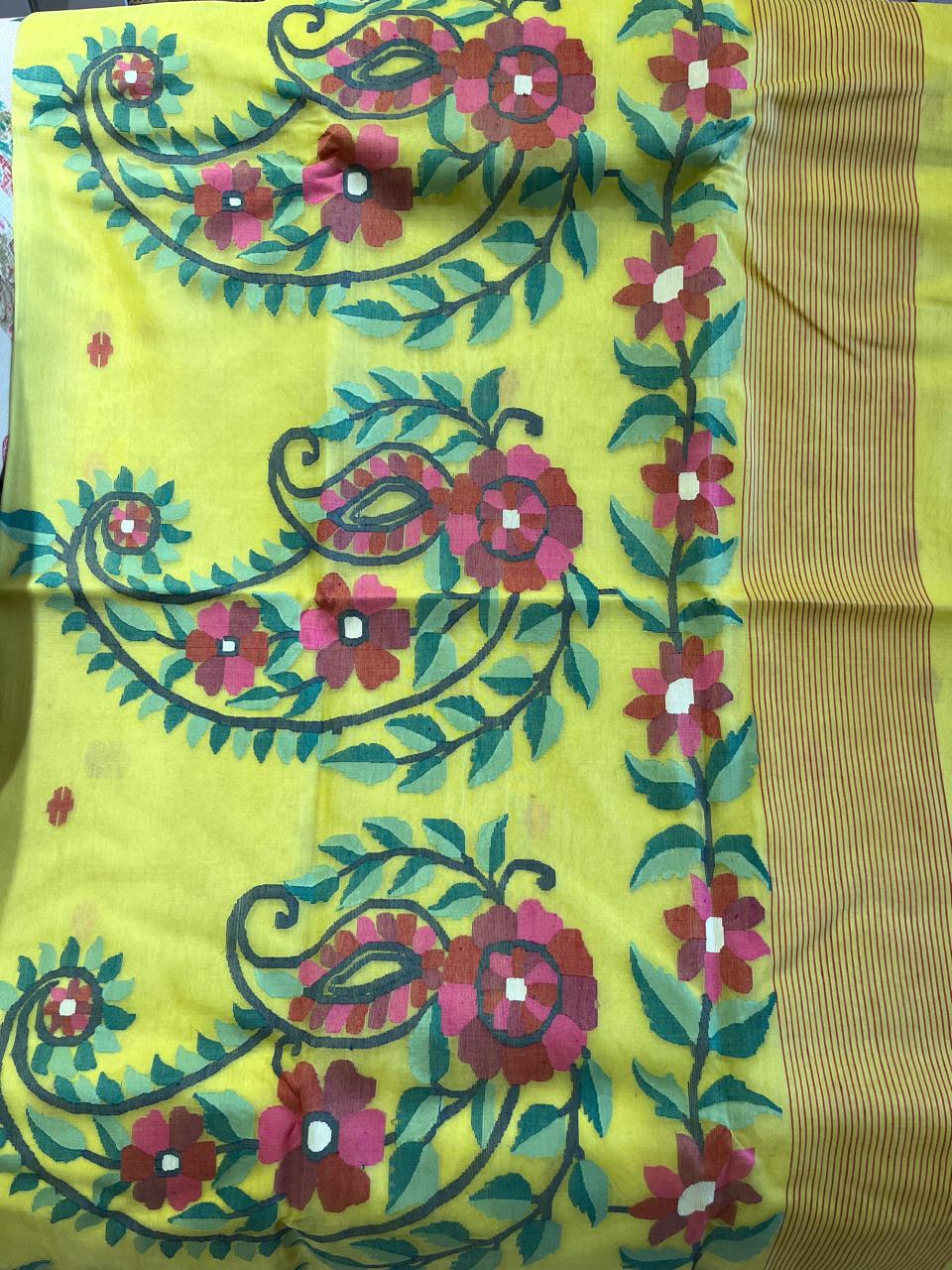 Swarnalata: Yellow Handwoven Muslin Jamdani