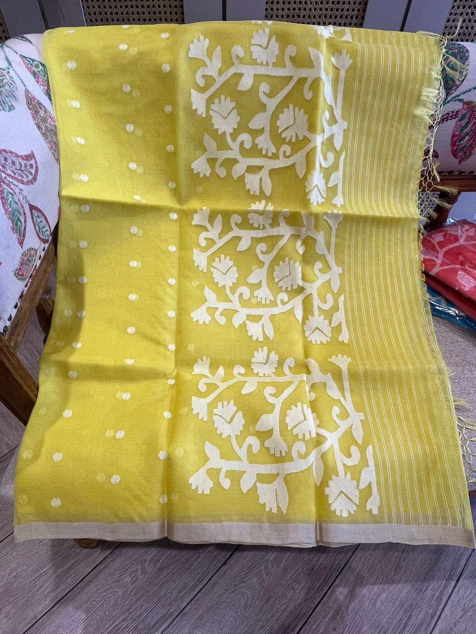 Champa: Blush Yellow Handwoven Jamdani