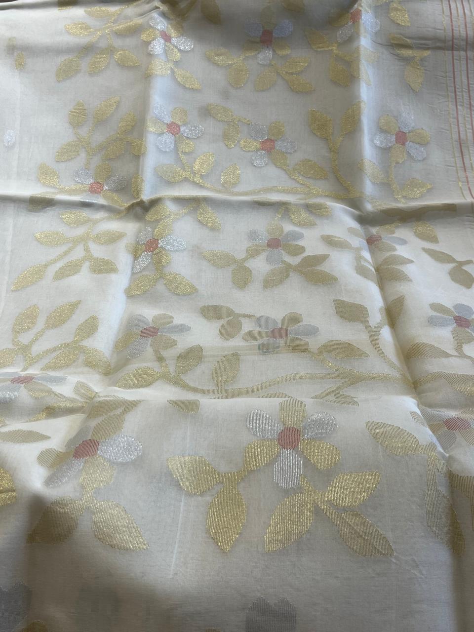 Prabha: Handwoven Ivory Muslin Jamdani