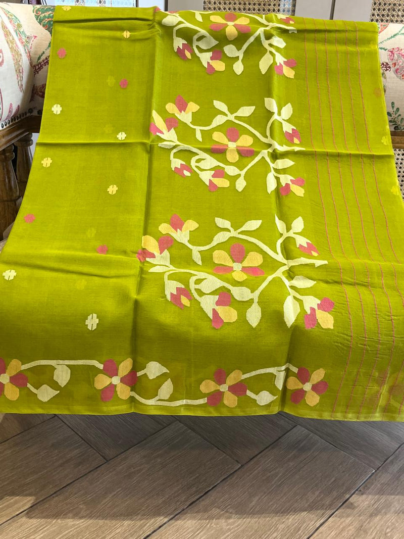 Falguni: Mehendi Green Handwoven Jamdani