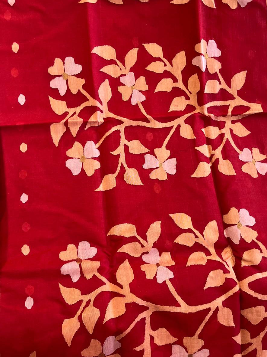 Sindoora: Crimson Handwoven Muslin Jamdani