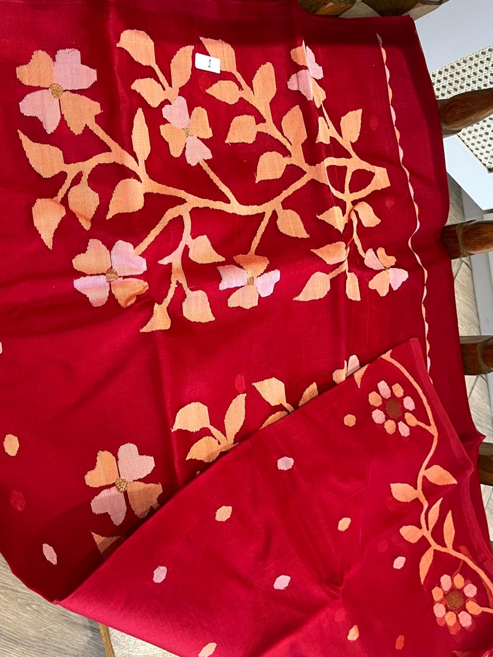 Sindoora: Crimson Handwoven Muslin Jamdani