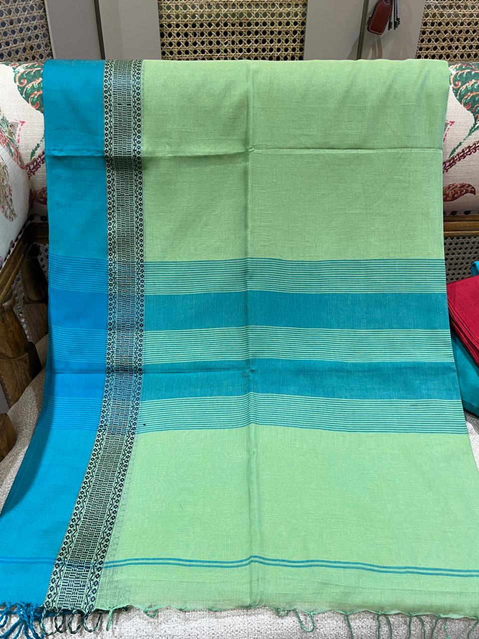 Sarika: 100 count Phulia Cotton