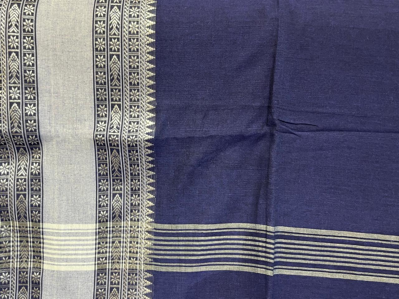 Neelima: 100 count Phulia with Statement Border