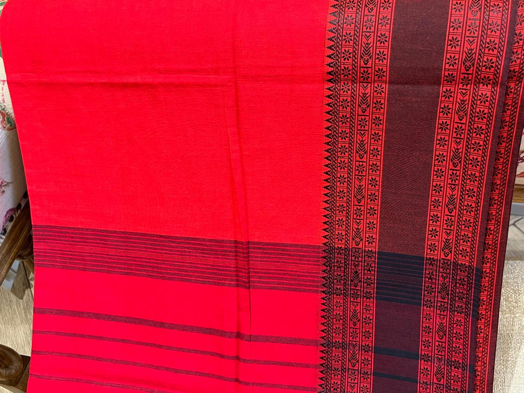 Aruna: 100 count Phulia with Statement Border