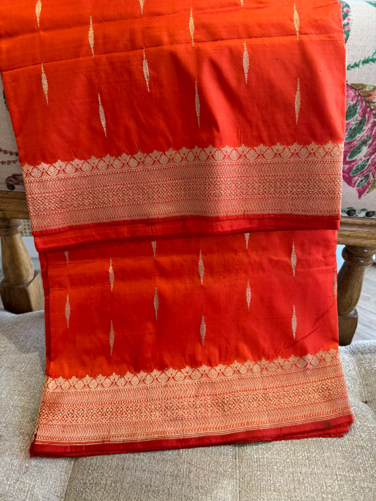 Sucheta: Pure Silk Banarasi, Paisley Pallu