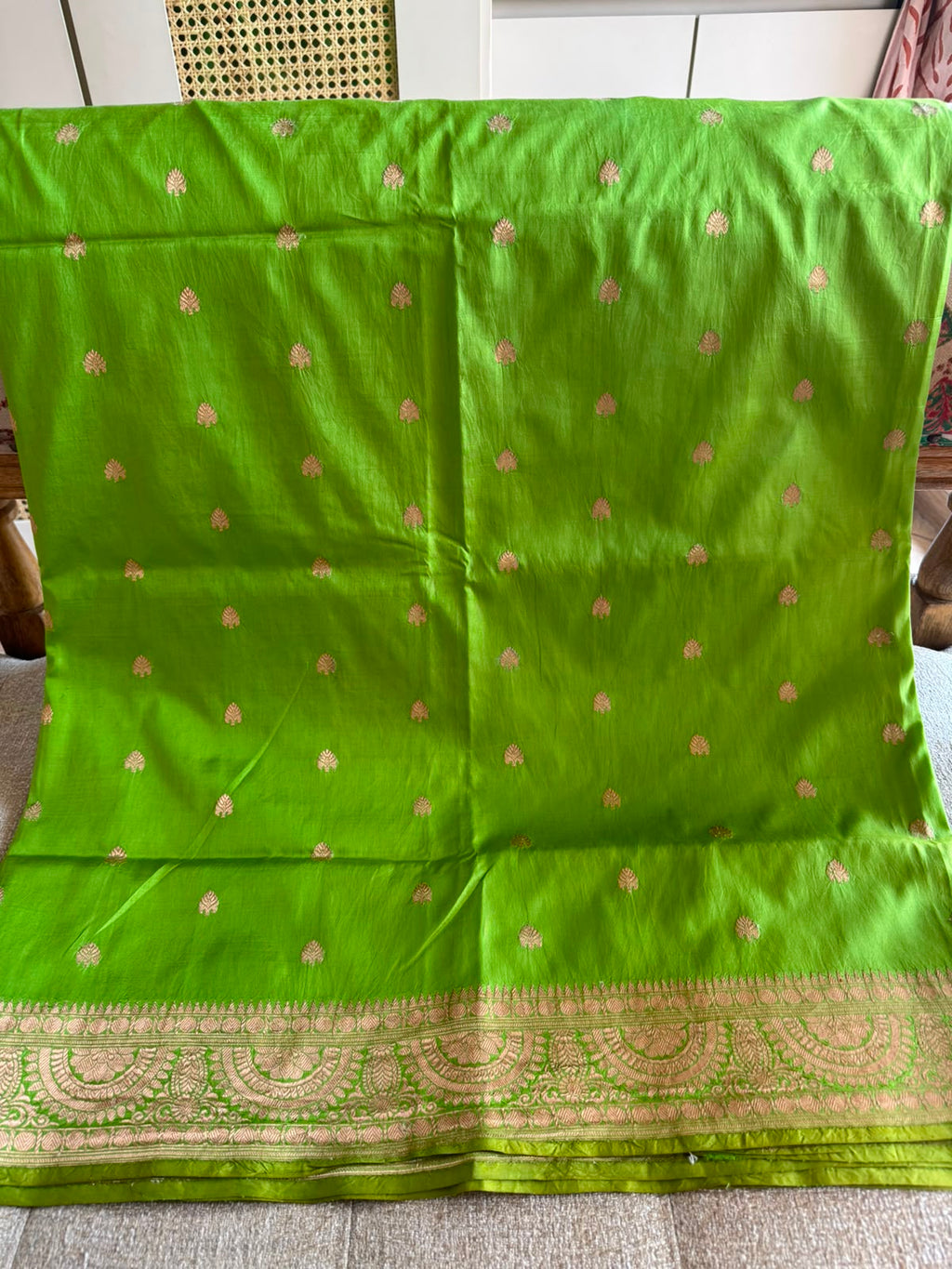 Pallavi: Pure Silk Parrot Green Benarasi