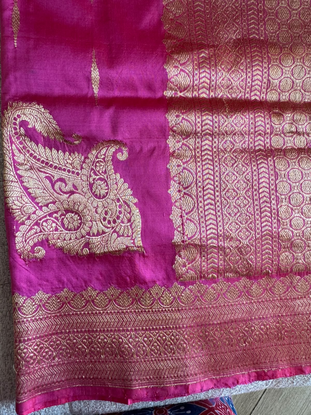 Ragini: Pure Silk Banarasi, Paisley Pallu