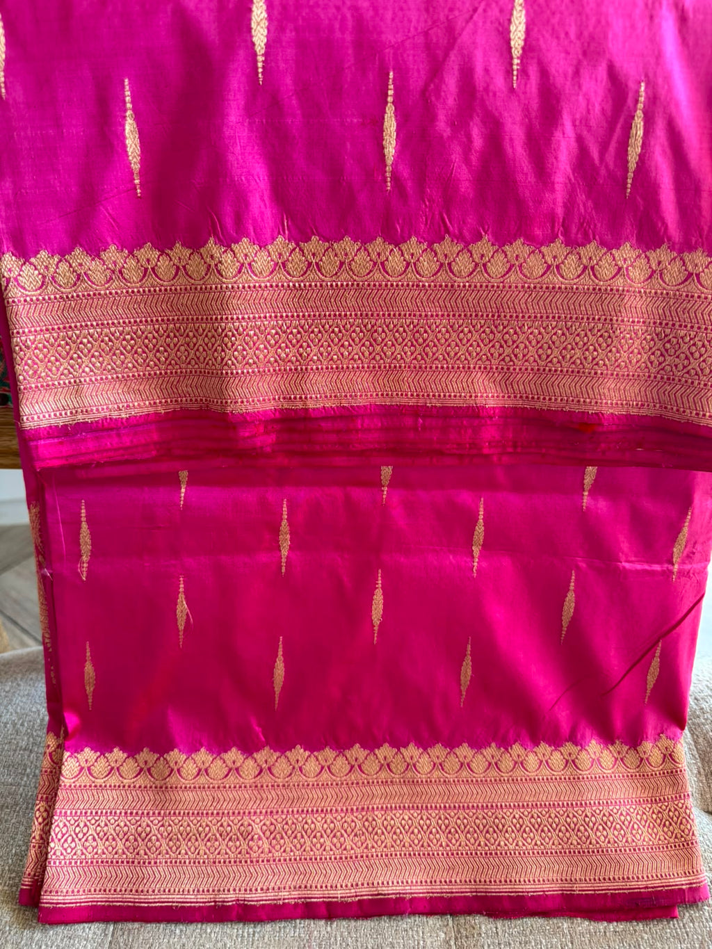 Ragini: Pure Silk Banarasi, Paisley Pallu