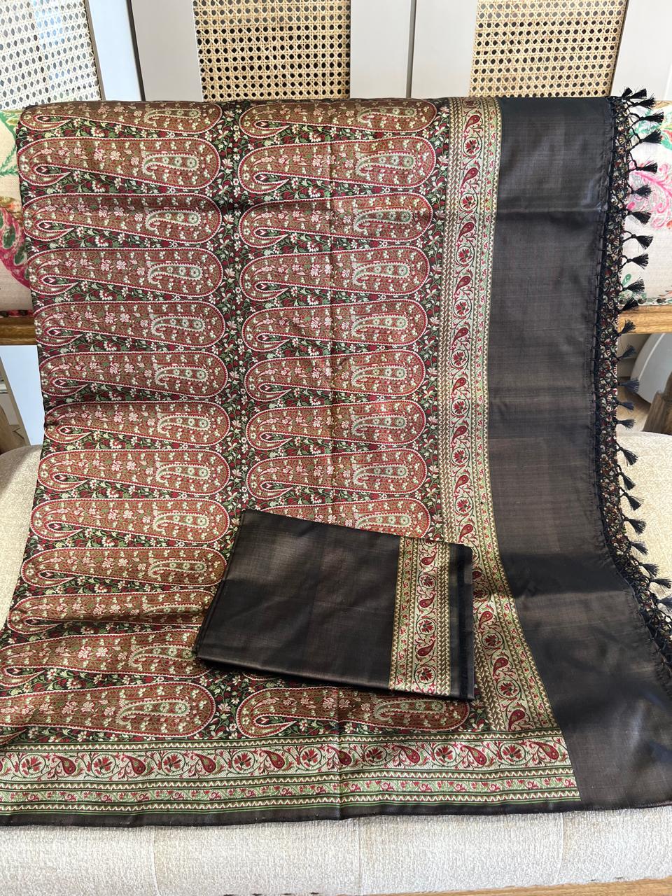 Zeenat: Pure Silk Tanchoi Jamewar Banarasi