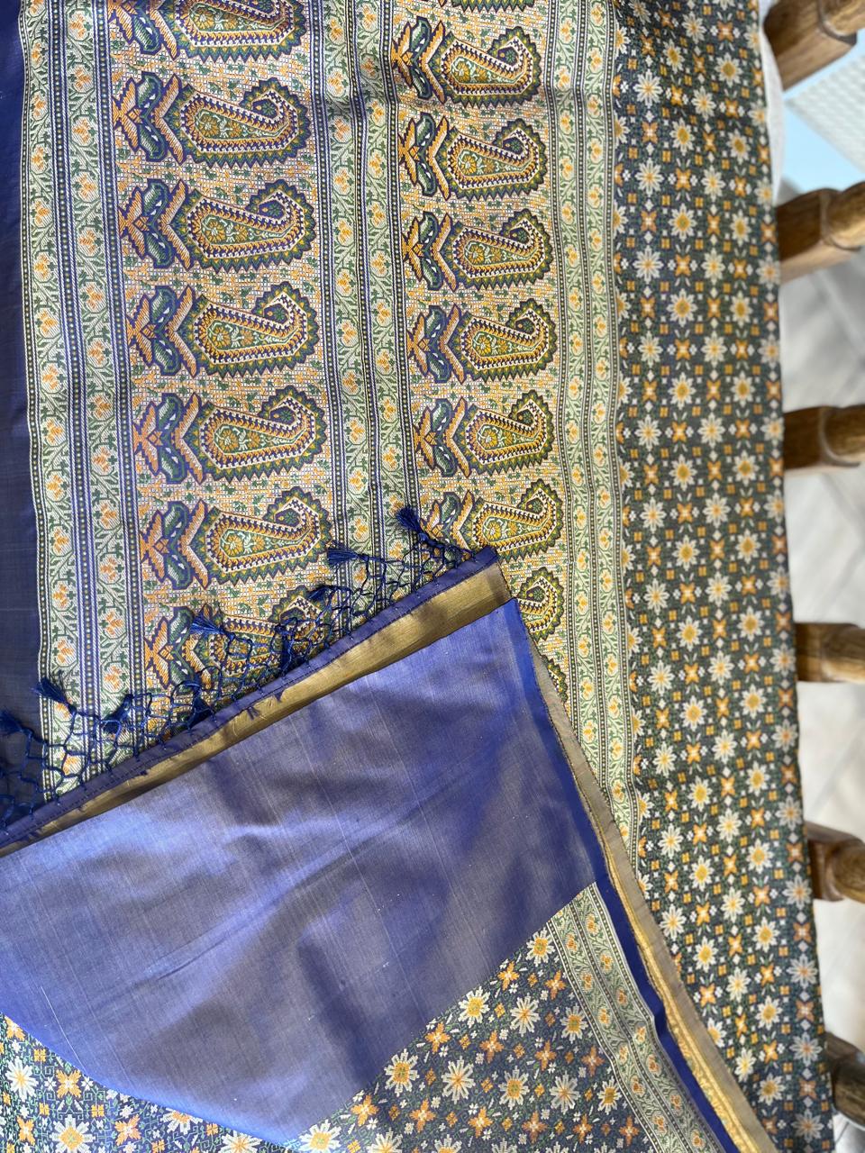 Sitara: Pure Silk Tanchoi Jamewar Banarasi