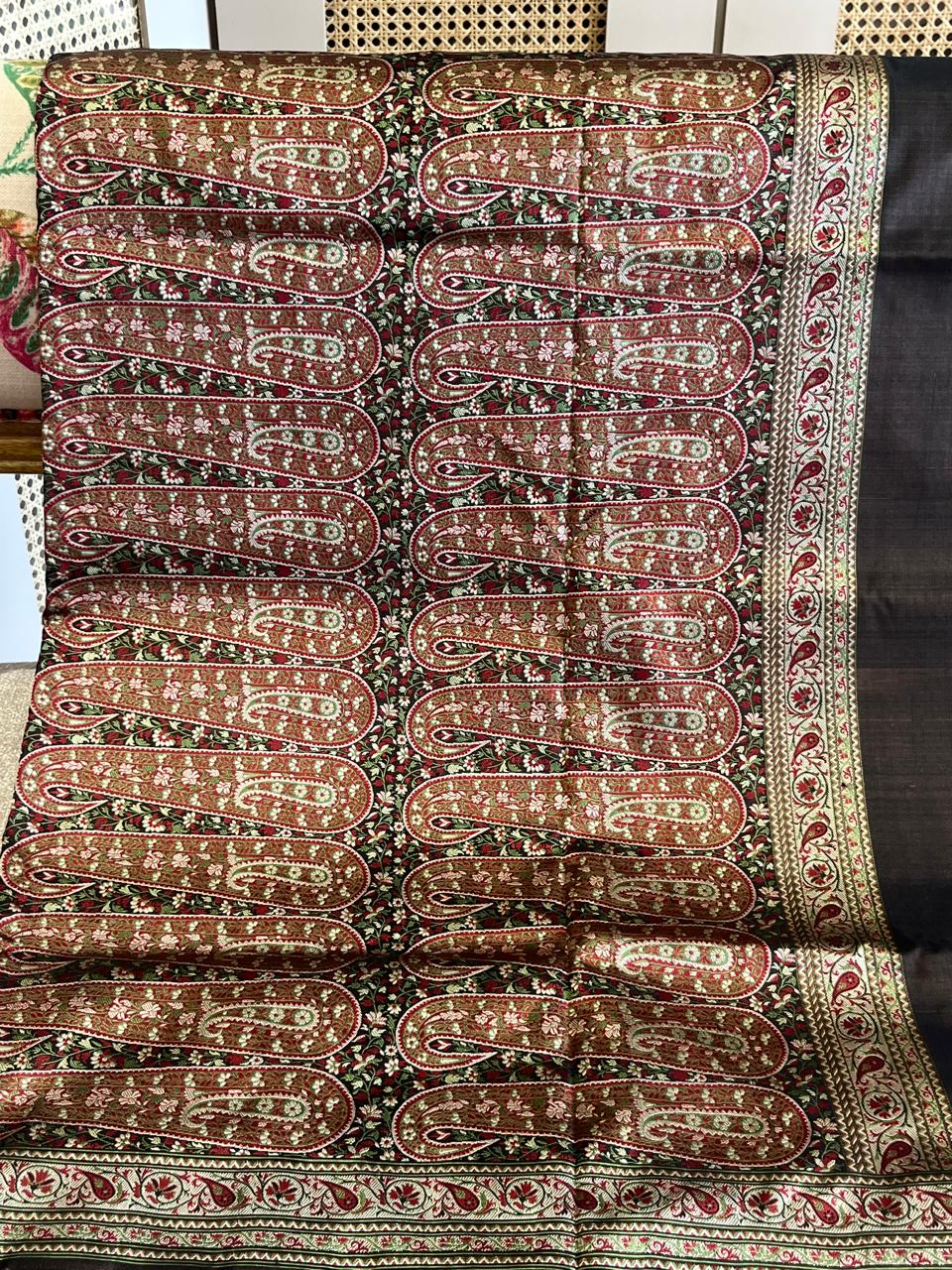 Zeenat: Pure Silk Tanchoi Jamewar Banarasi