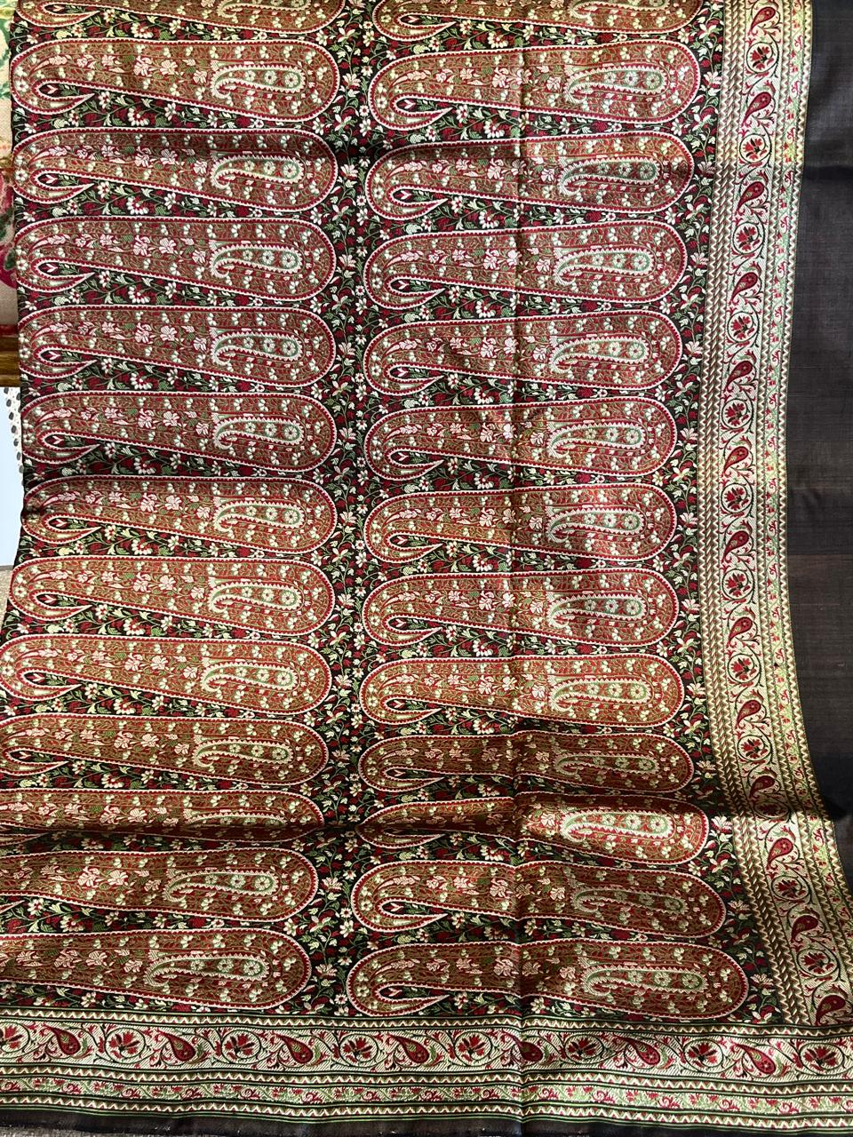 Zeenat: Pure Silk Tanchoi Jamewar Banarasi