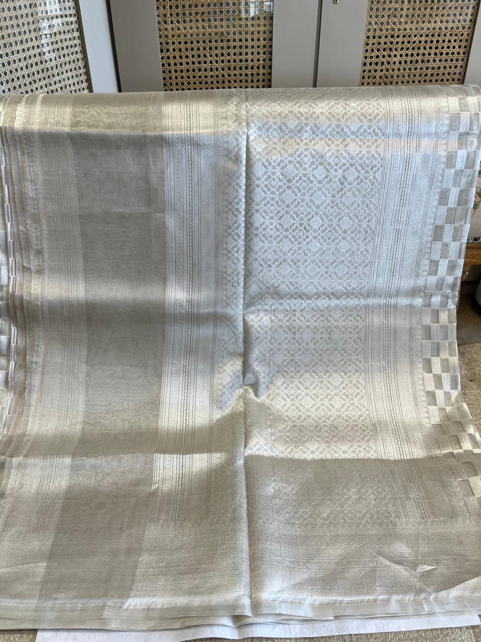 Chandni: Ivory Pure Tissue Banarasi