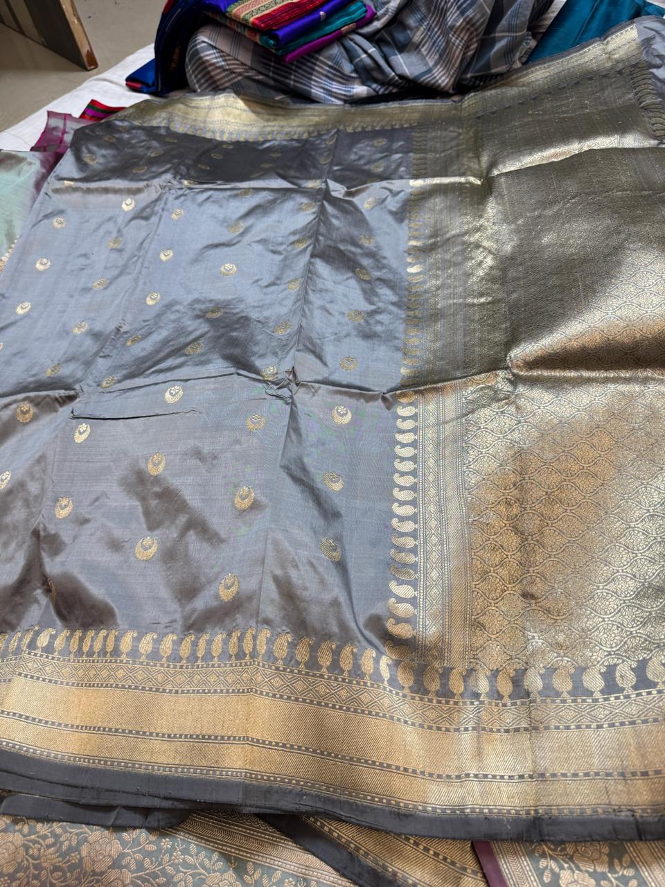 Chandralekha: Chand Tare Pure Katan Kadhuwa Banarasi
