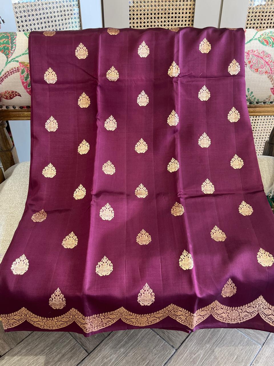 Manjistha: Lightweight Kadhuwa Benarasi