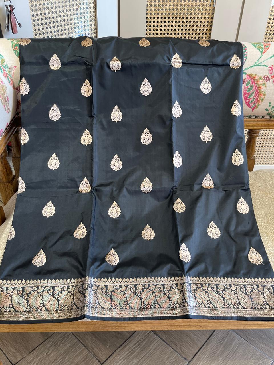 Damini: Pure Silk Kadhuwa Banarasi