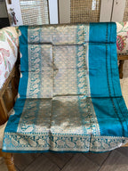 Supriya: Pure Silk Kadhuwa Banarasi