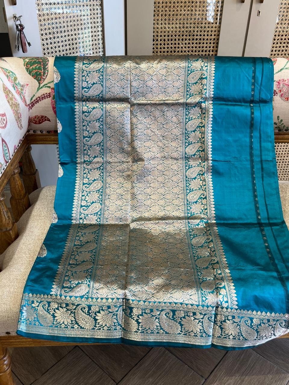 Supriya: Pure Silk Kadhuwa Banarasi