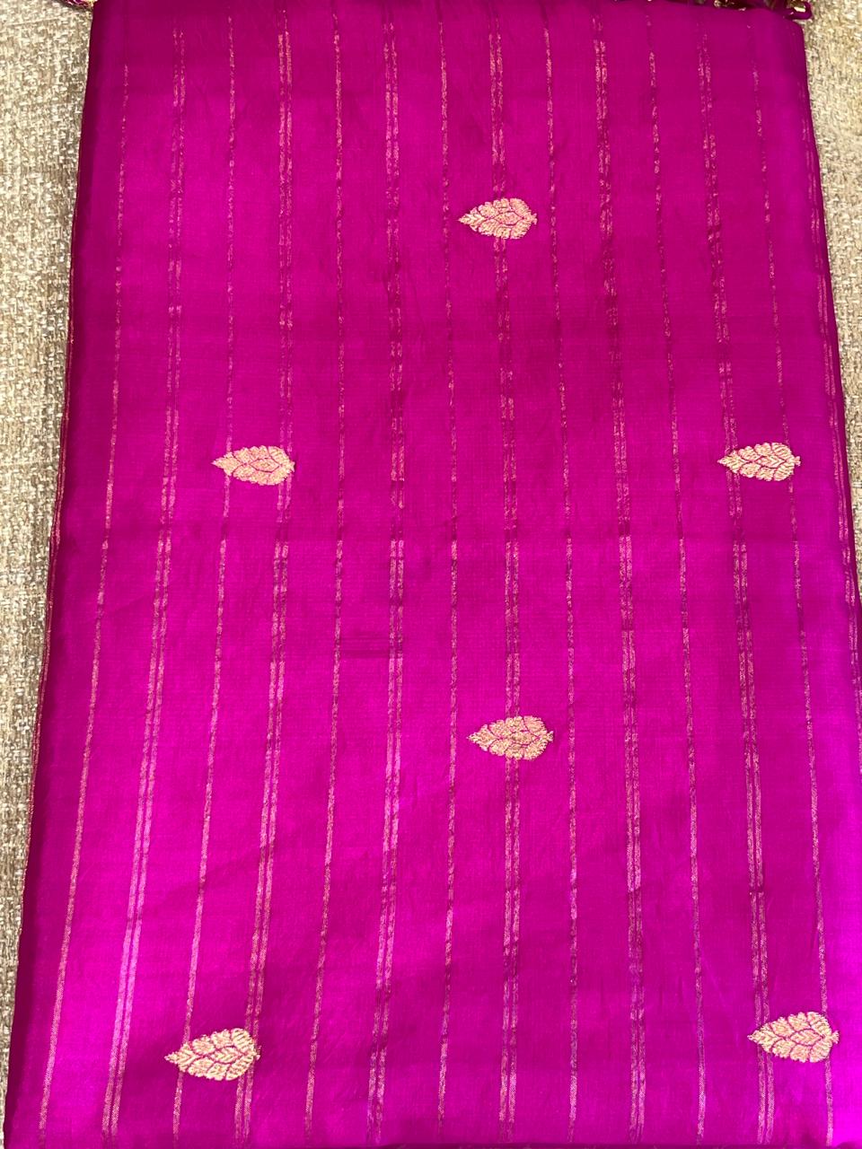 Kalapi: Lightweight Silk Banarasi, Peacock Border