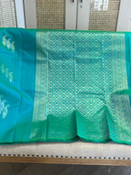 Morpankhi: Peacock-Teal Borderless Kanjeevaram