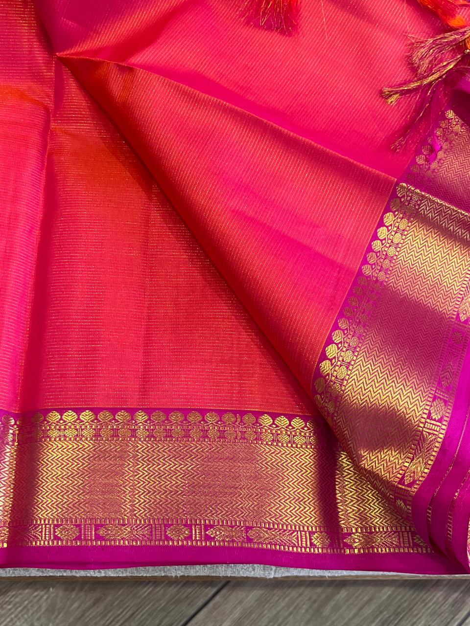 Prabala: Korvai Border, Coral-Pink Vairaoosi Kanjeevaram
