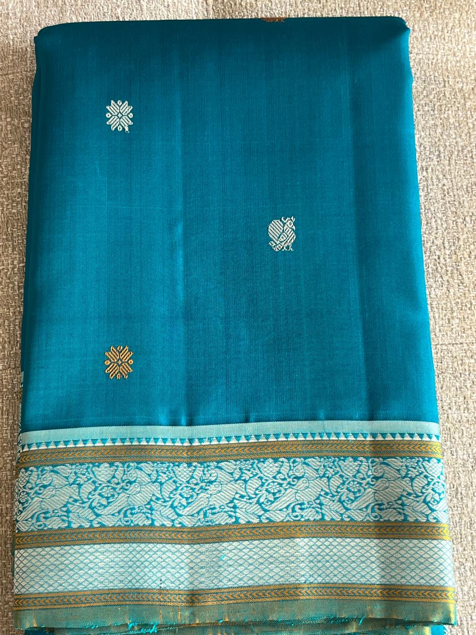 Neerja: Zero Zari 9 to 9 Pure Kanjeevaram Silk