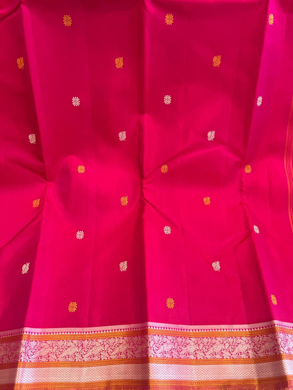 Anokhi: Zero Zari 9 to 9 Pure Kanjeevaram Silk