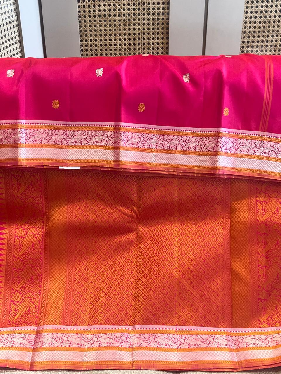 Anokhi: Zero Zari 9 to 9 Pure Kanjeevaram Silk