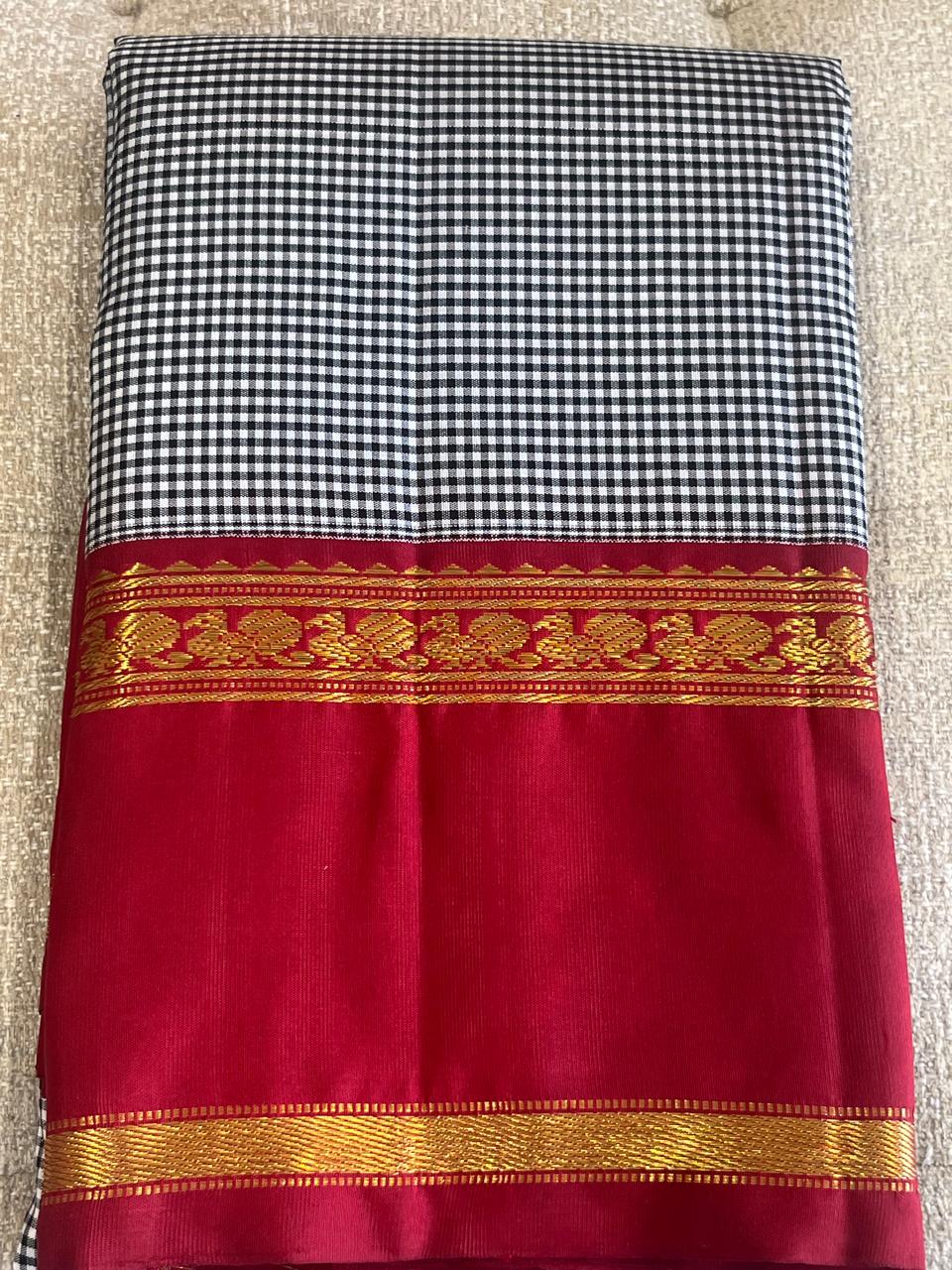 Ankita: Kattam Kanjeevaram, Korvai Temple Gap Border