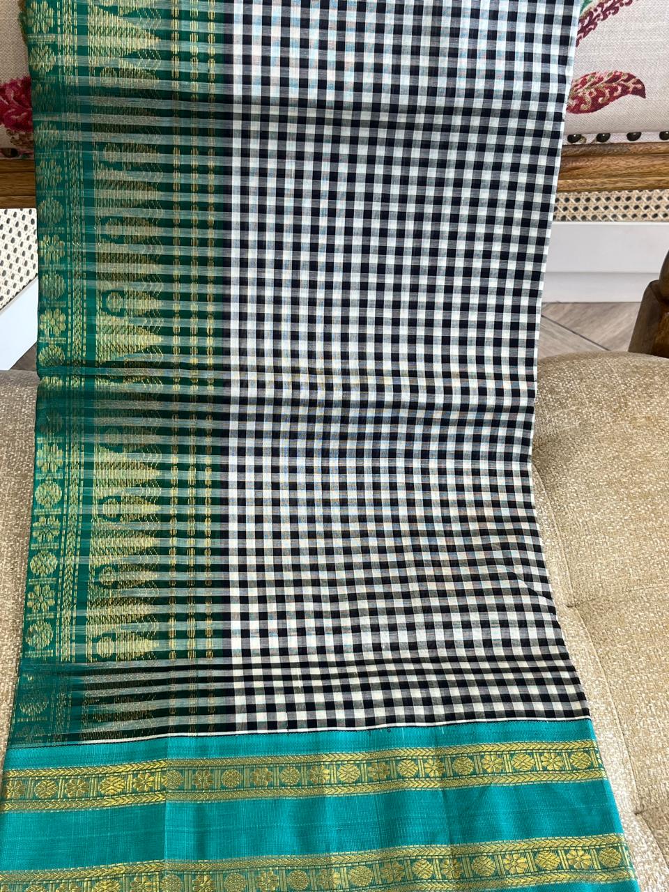 Chitra: Kattam Silk Cotton Kanjeevaram