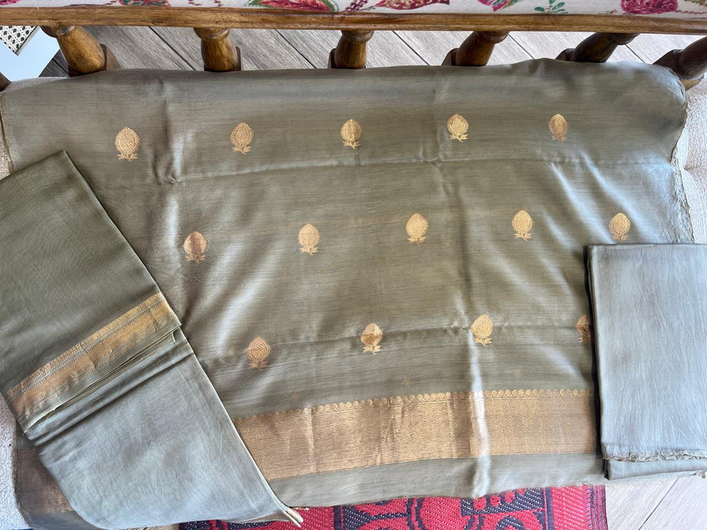 Zaitun Chiniya Silk Banarasi Suit Fabric
