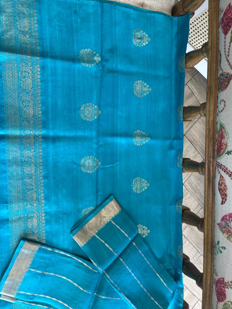 Firoza Raw Silk Benarasi Suit