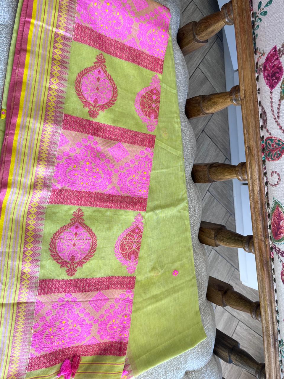 Modhumalati: Handwoven Assam Cotton