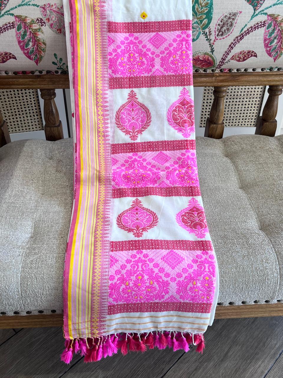 Kunuma: Handwoven Assam Cotton